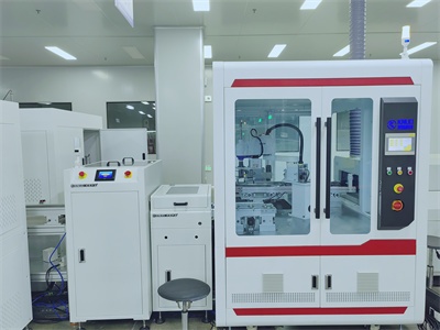 涂覆前机械手自动上板